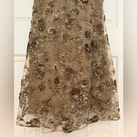 House Of CB Elegant Gold Floral Embroidered Gown - Picture 6 of 16